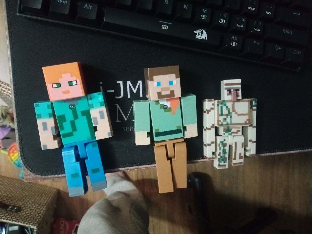 3 figurine Minicraft