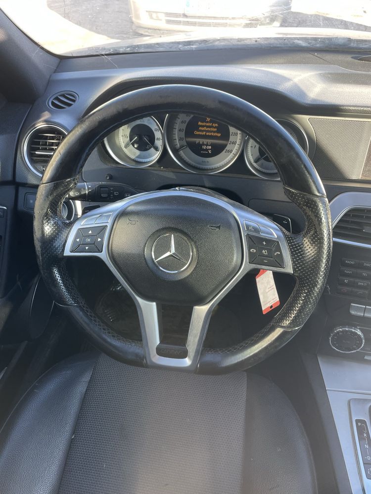 Табло w204 Facelift Мерцедес ц
