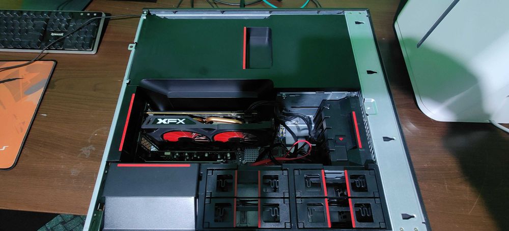 lenovo intel xeon 2690 v3 32gb ddr4 nvme 1tb amd  rx 470 8gb