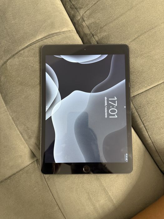 Vand ipad 8 , 32g (2021) 10/10