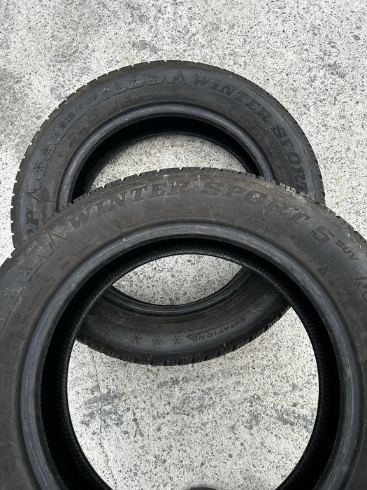 2бр Зимни гуми Dunlop 215/60R17
