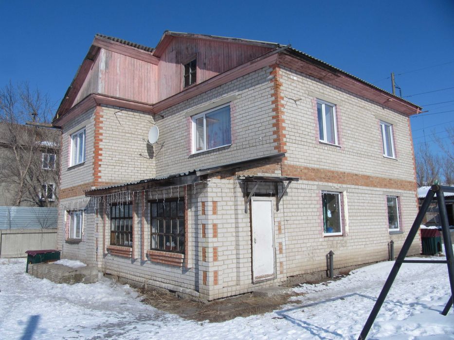 Дом кирпичн 5-комн, 3х-этажн на Аблакетке