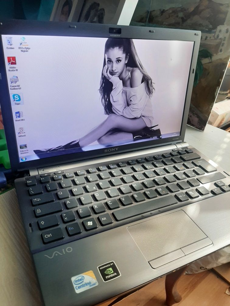 Laptop Sony Waio PCG_6112M 12,5 inci HD,slim