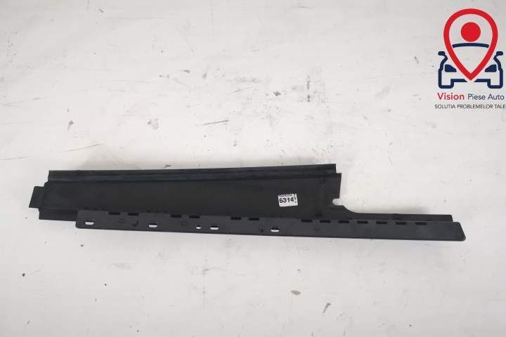 Ornament Stalp B Usa Stanga Spate Original In Stare Buna Land Rover  R