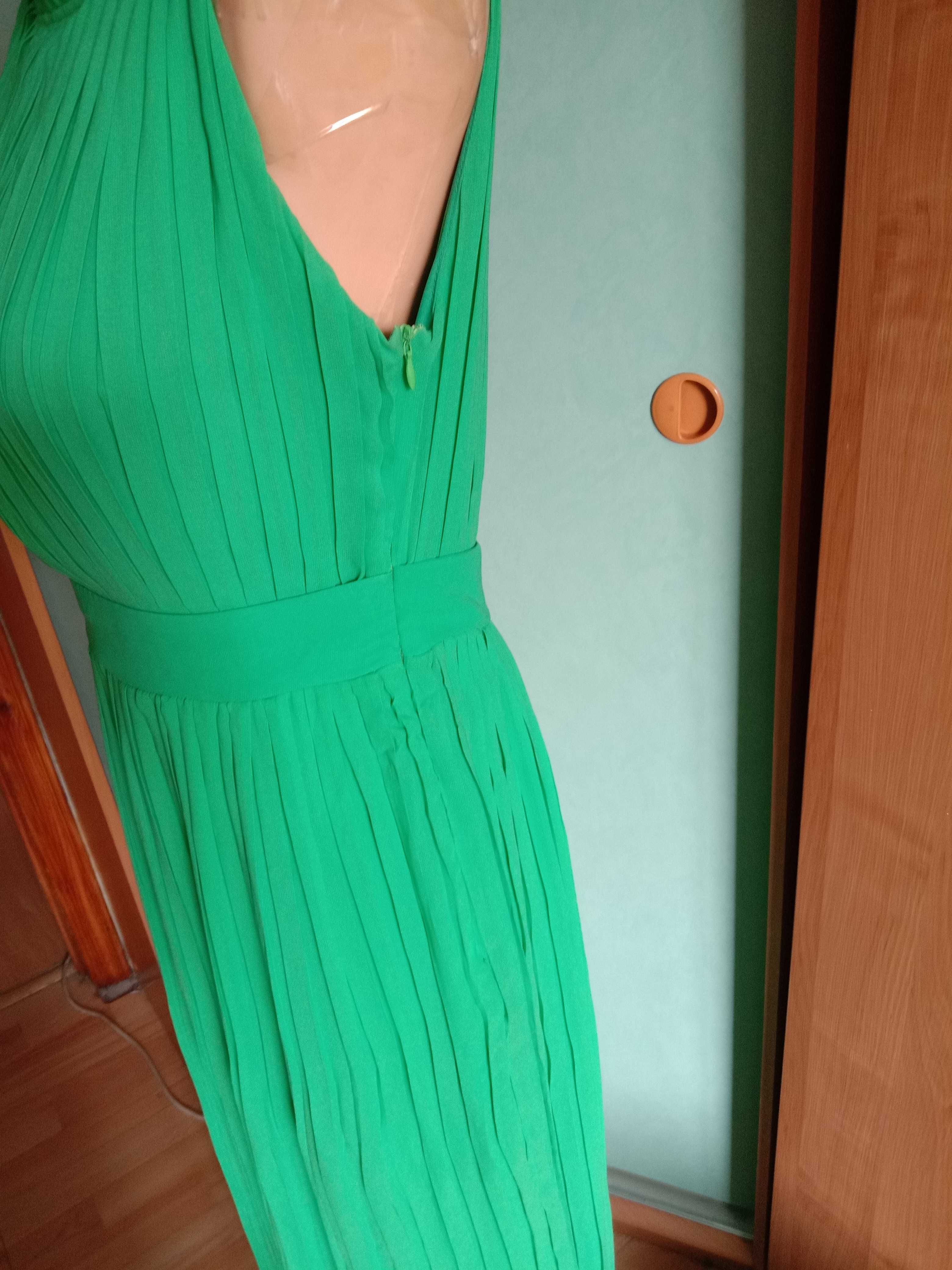 Летнее зеленое платье