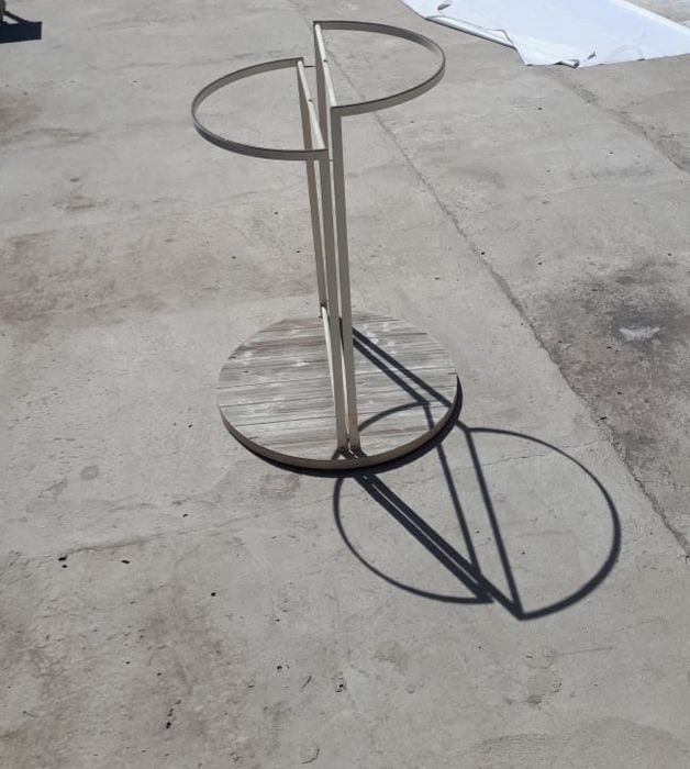 Вешалки для одежды