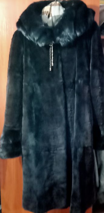 Продам шубку 130000