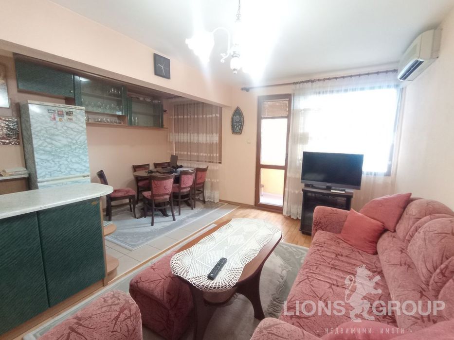 Продава се Двустаен апартамент в Варна, Лятно кино Тракия - 70 кв.м за 1993 €/кв.м - Снимка #8