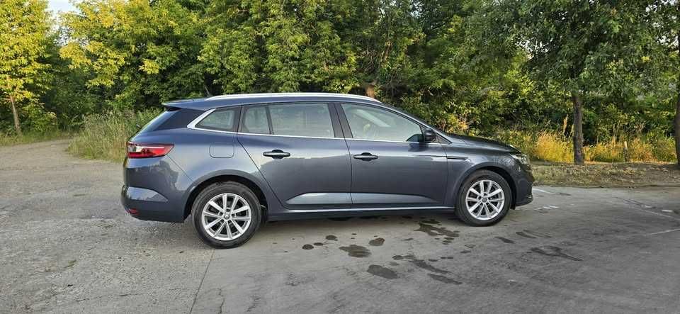Renault Megane - 2020 - impecabila -