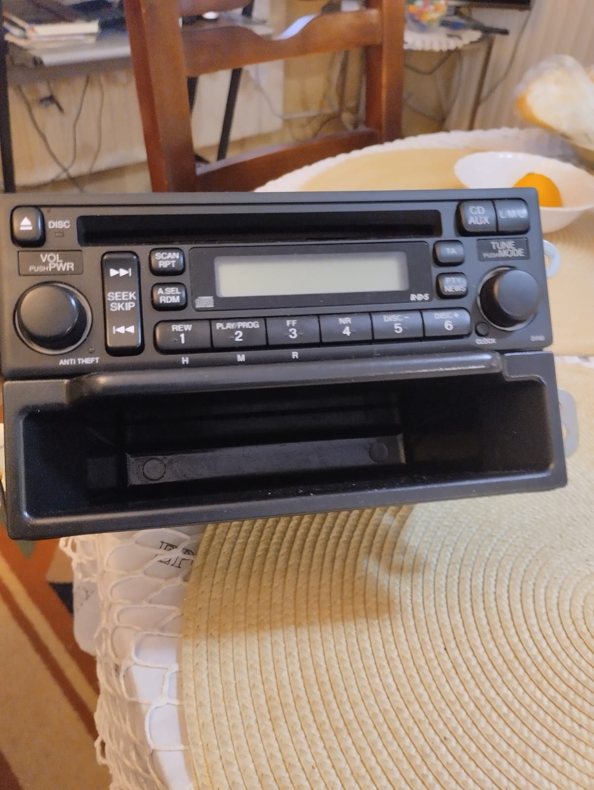 Оригинален CD плеър Хонда
