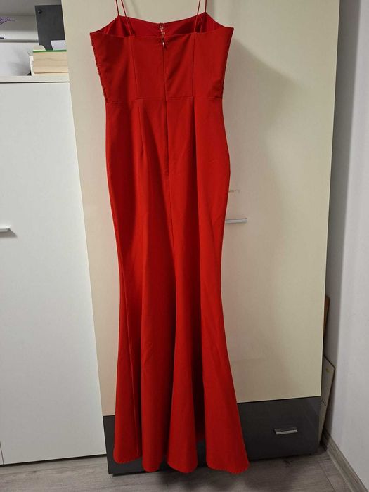 Rochie de ocazie rosie tip sirena marimea 38 JARLO