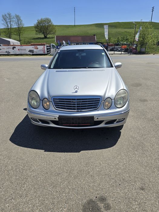 Vând Mercedes-Benz  E Class 280