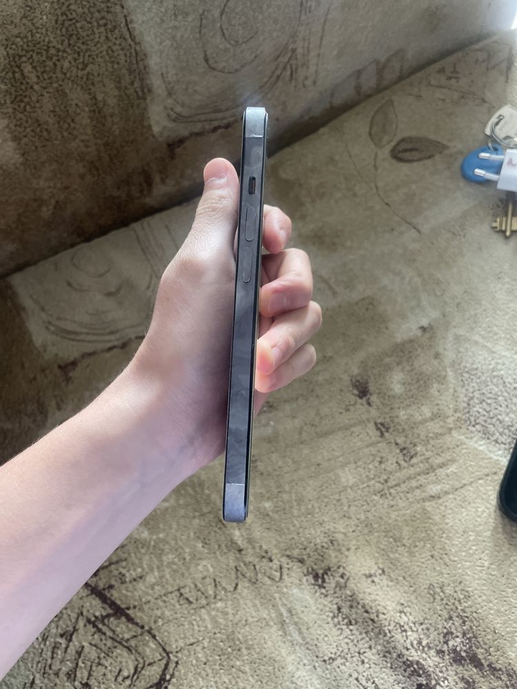 Iphone 13 black 128gb