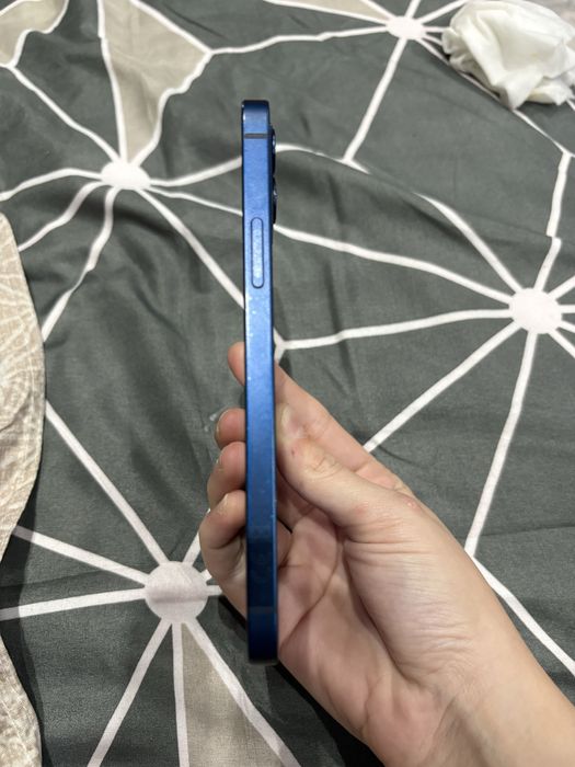 Iphone 12 Albastru inchis