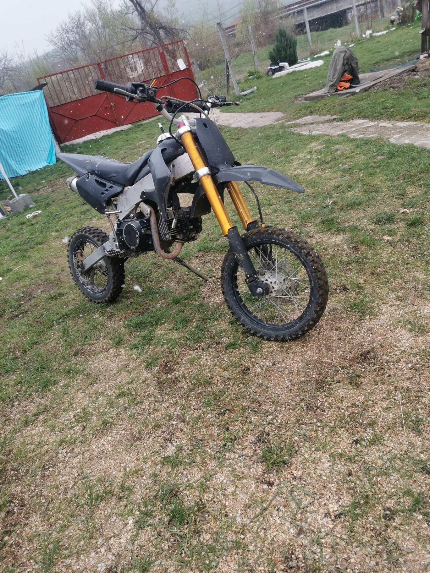 Vând kxd 125 pro germani