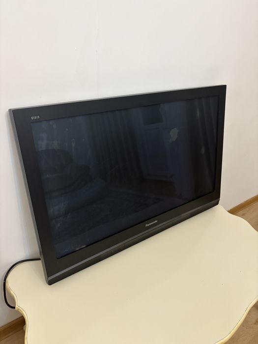 Продам телевизор, большой, обычный, не смарт