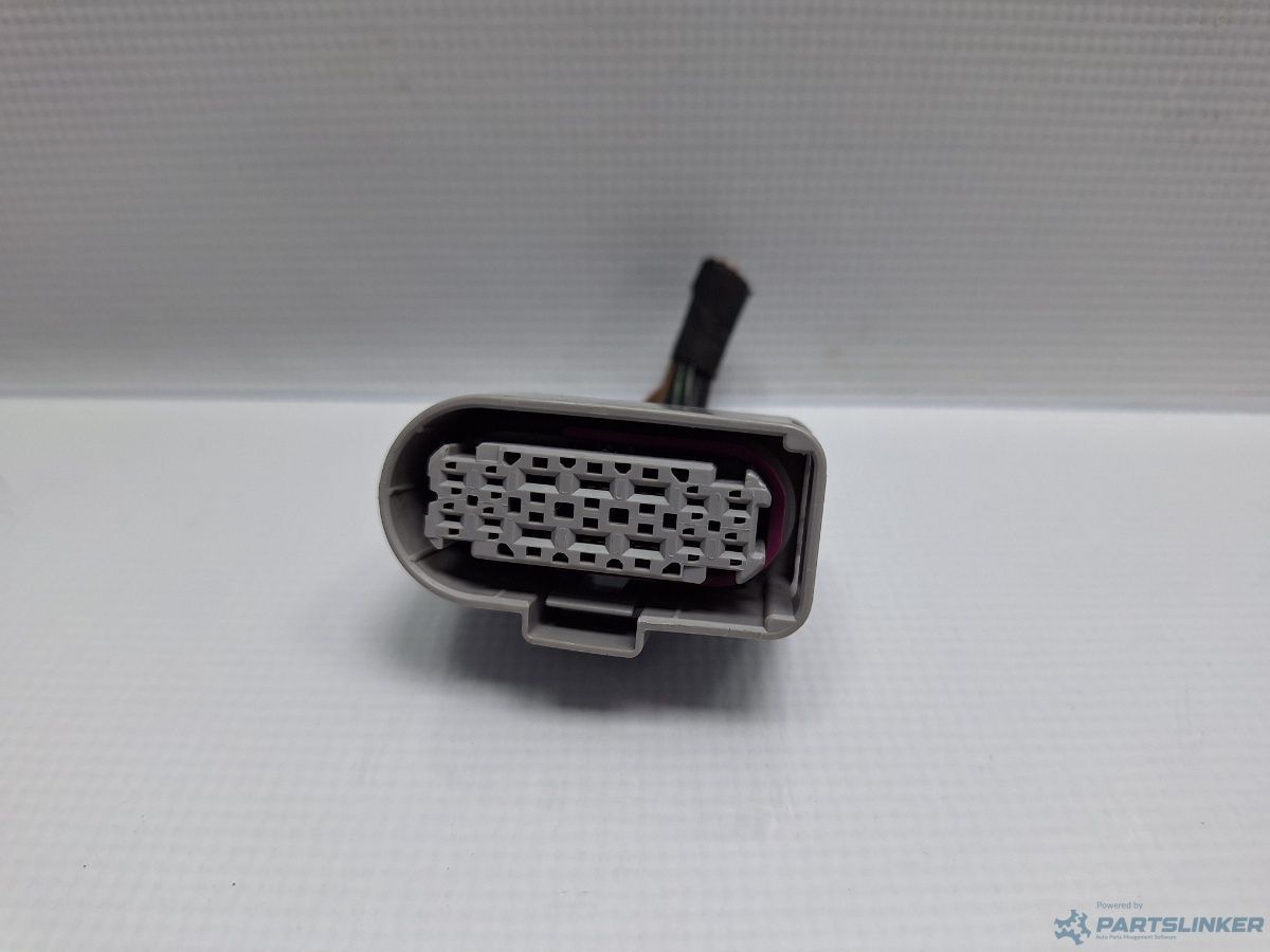 Mufa conector 14 pini VOLKSWAGEN PASSAT Variant (3G5) [ 2014 - > ] TDI (CRLB, DBGA, DFGA) 110KW|150HP OEM 5Q0973737