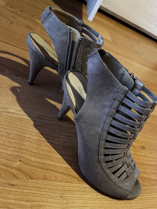 Sandale cu toc Graceland