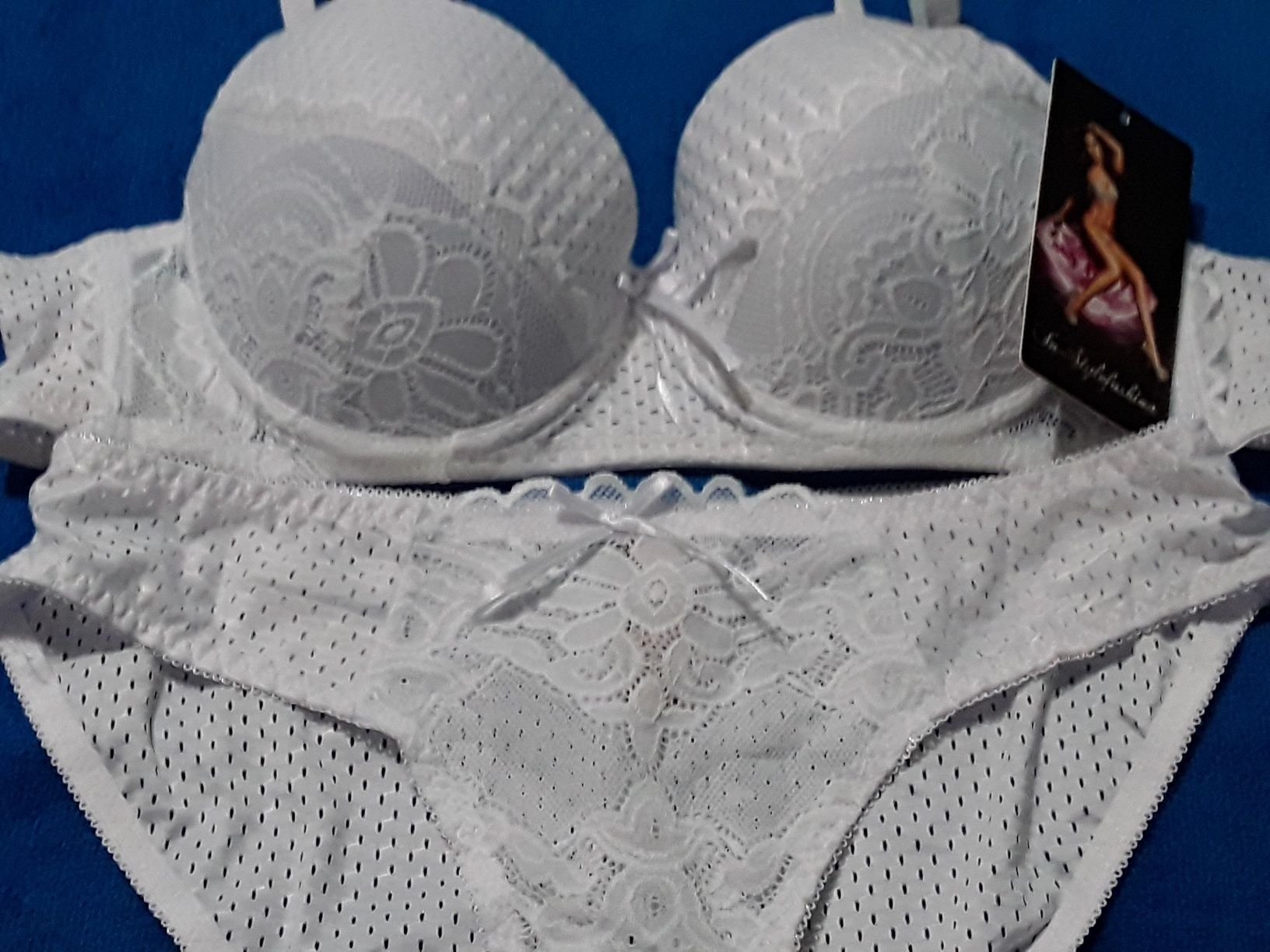 Vand Set  Lenjerie Nou