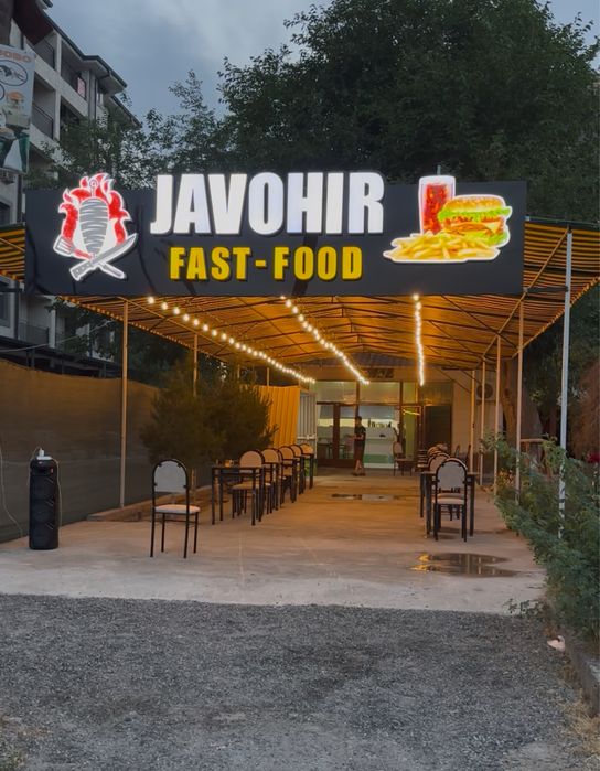 Javohir fast-food arendaga beriladi. Gas plita va boshqa jihozlar bor.
