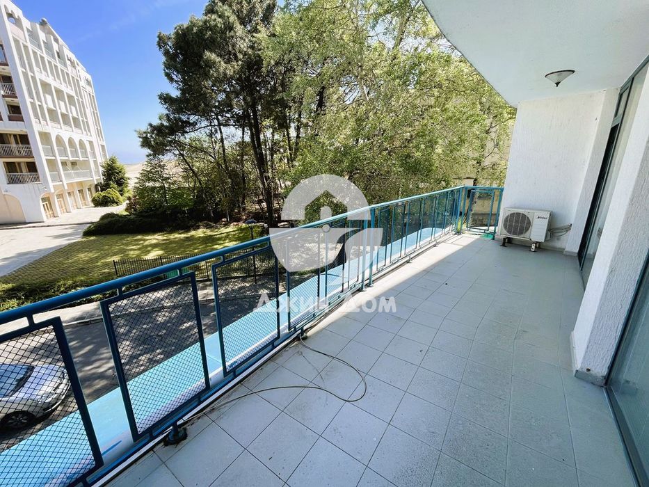 Продава се Двустаен апартамент в к.к. Слънчев бряг - 67 кв.м за 1014 €/кв.м - Снимка #3