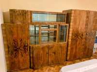 Mobila camera / sufragerie combinata din lemn cu furnir nuc
