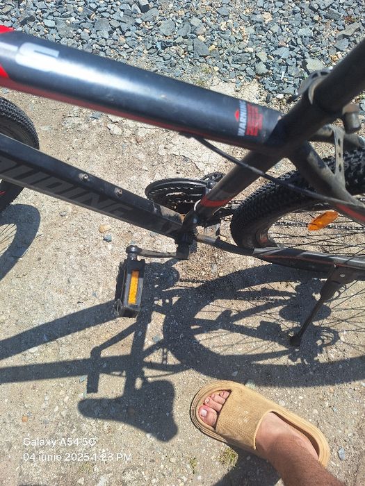 Vand  urgent  am nevoie de bani.