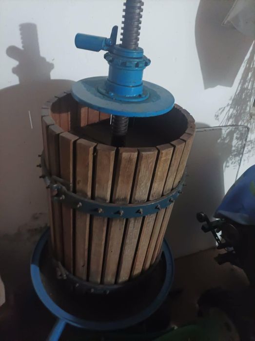 VÎND STRUNG și diverse lucruri