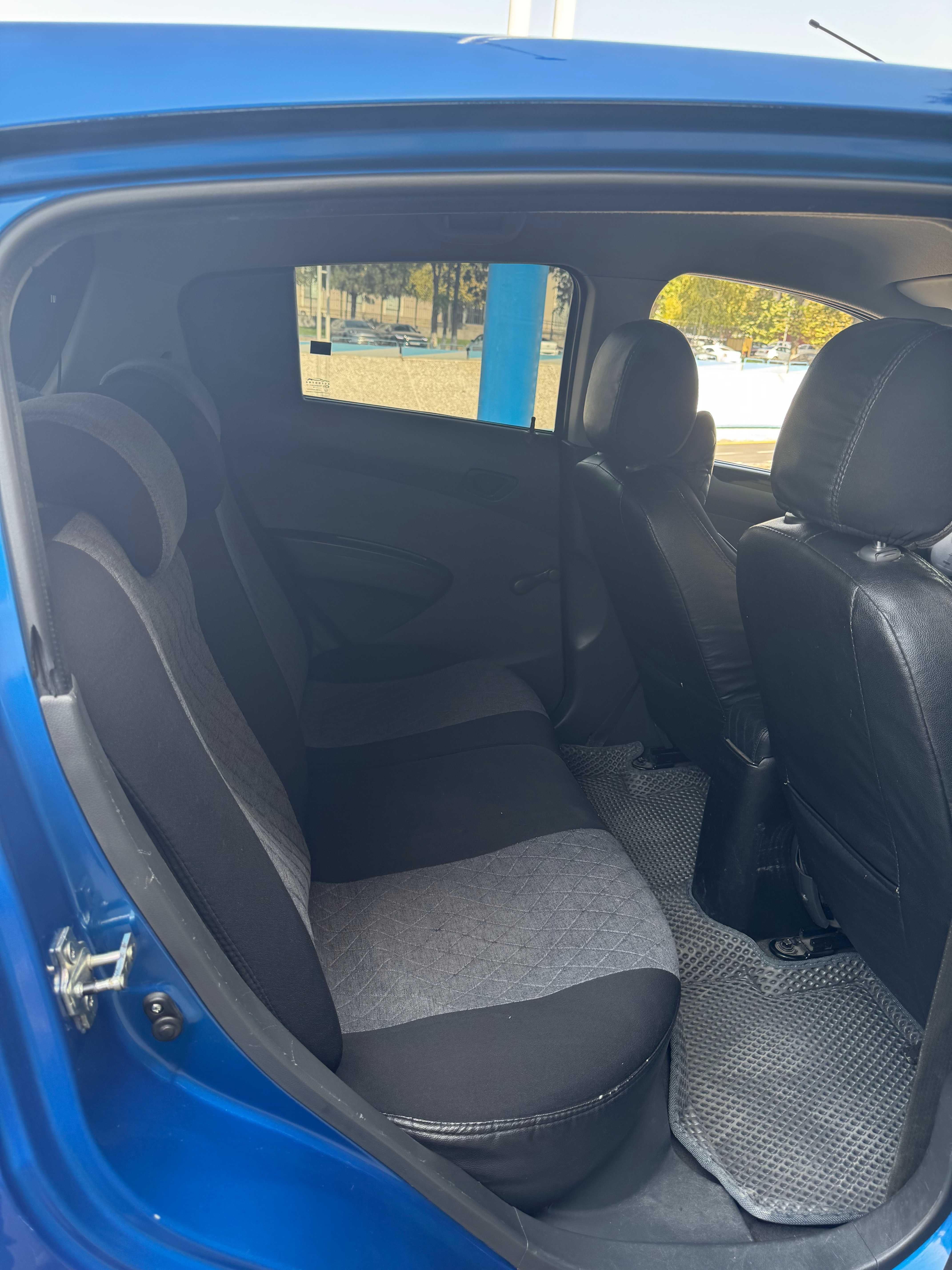 Продам автомобиль SPARK (автомат) 2014