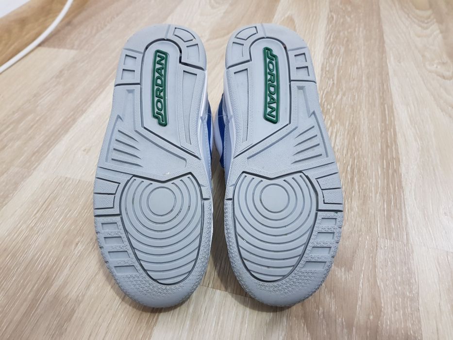 Adidasi Air Jordan mărimea 37,5 nike boost