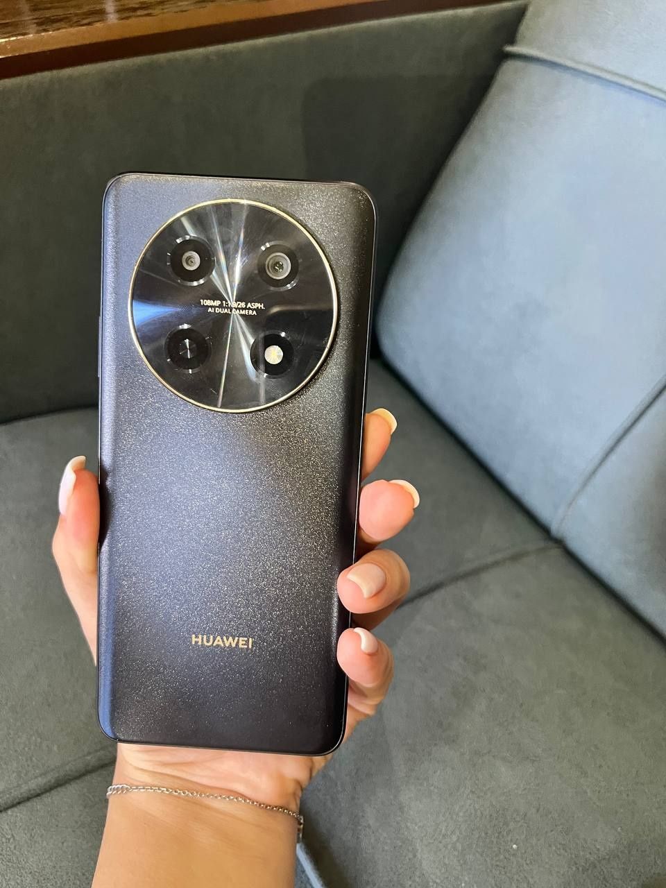 HUAWEI NOVA 12i ideal