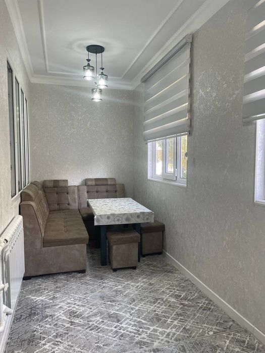 Продам 3-х комнатную квартиру на 1-м этаже