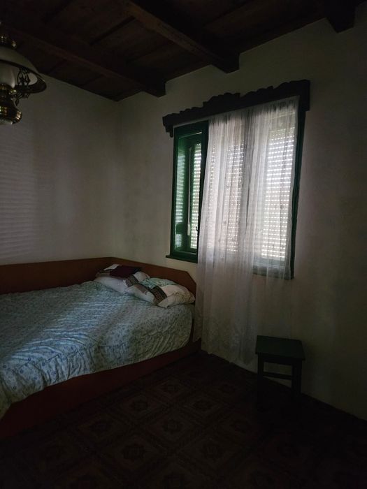 Dau casă  la schimb  cu un ap. 1 sau 2 camere în Oradea sau Cluj-Napoc