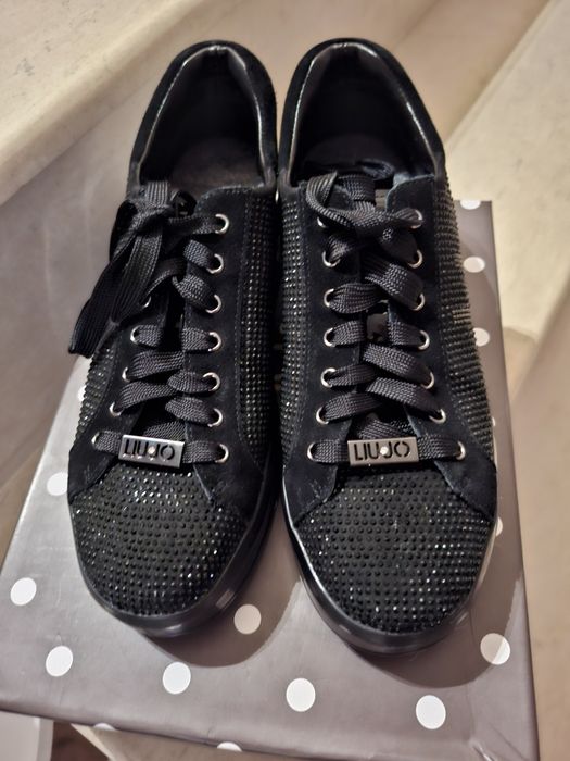 Liu jo сникърси 38 номер.