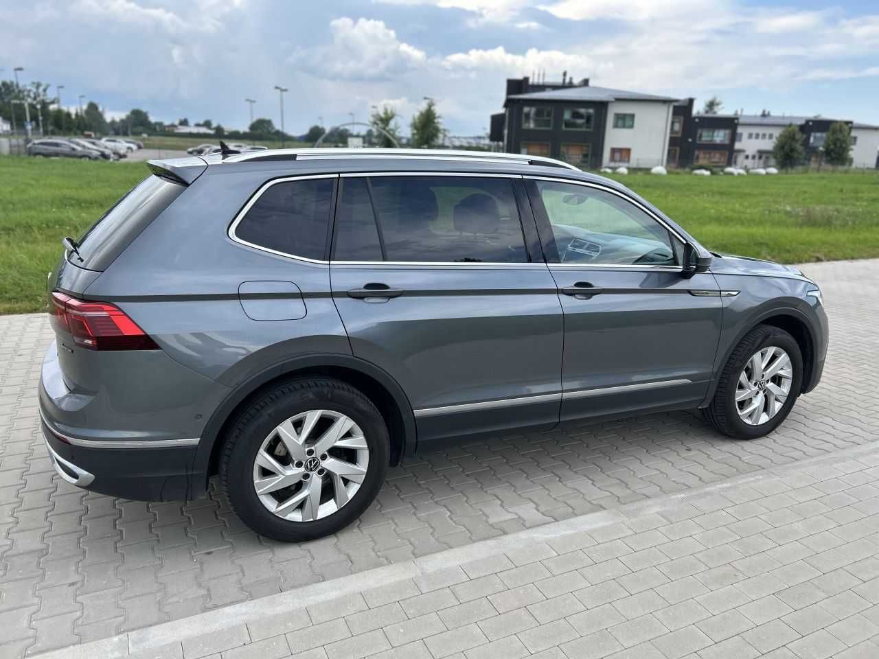 Продам комфортный и спортивный Tiguan