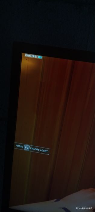 Vând Intel exon echivalent cu i7 4770 + 16 GB RAM 1600 + ssd 112 GB