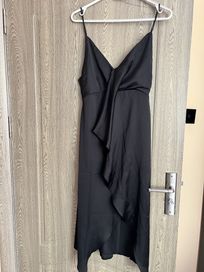 Лятна черна сатенена рокля с презрамки -