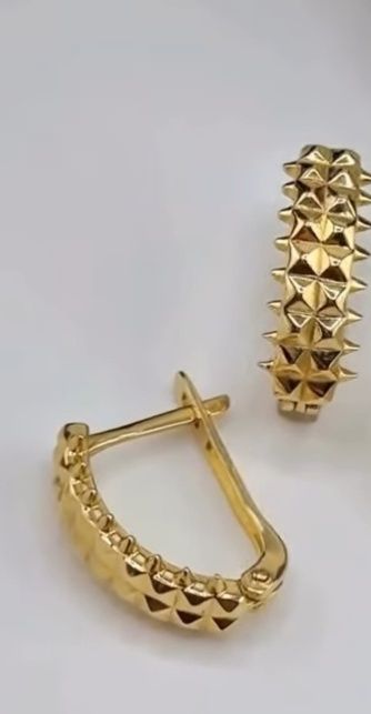 Серьги шипы золотые 585