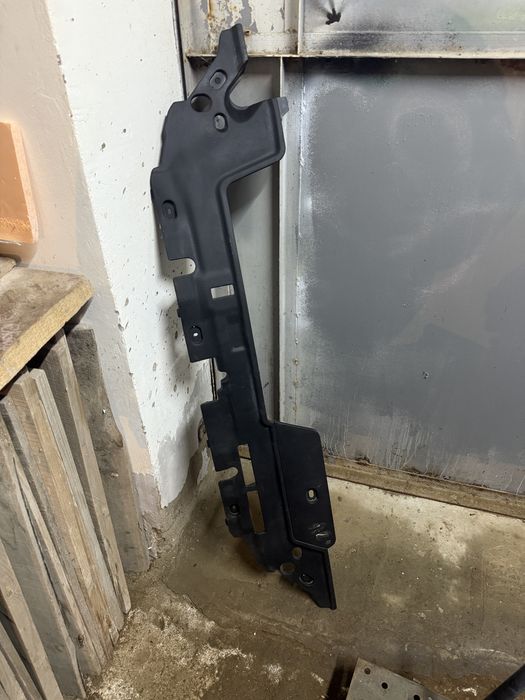 Пластик отсека двигателя тойота королла toyota corolla