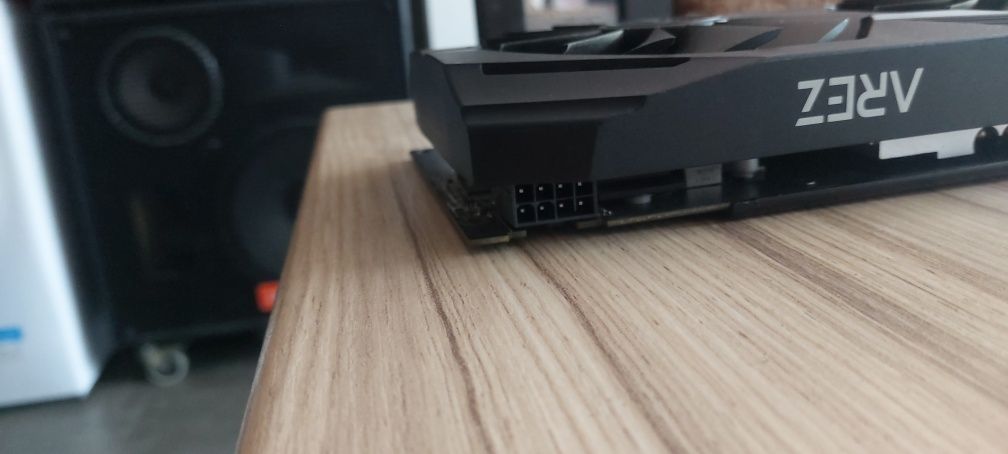 Видео карта ASUS 8 гб