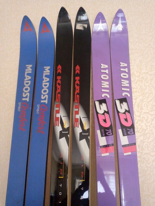 Продам Новые лыжи без креплений.  ATOMIC, KASTLE, MLADOST.