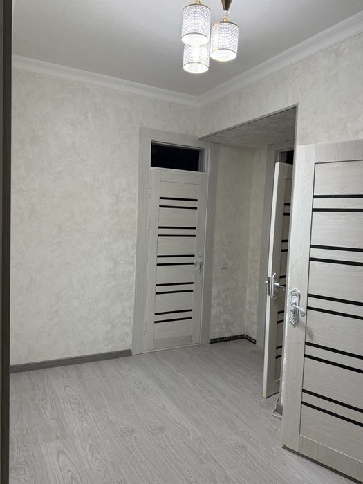 Kvartira soliadi 1 qavat Samarqand Sino ZAVODINING atrofida