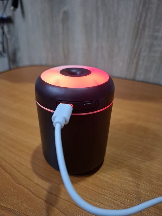 Umidificator Aromaterapie cu LED – Silențios, Perfect pentru Casă