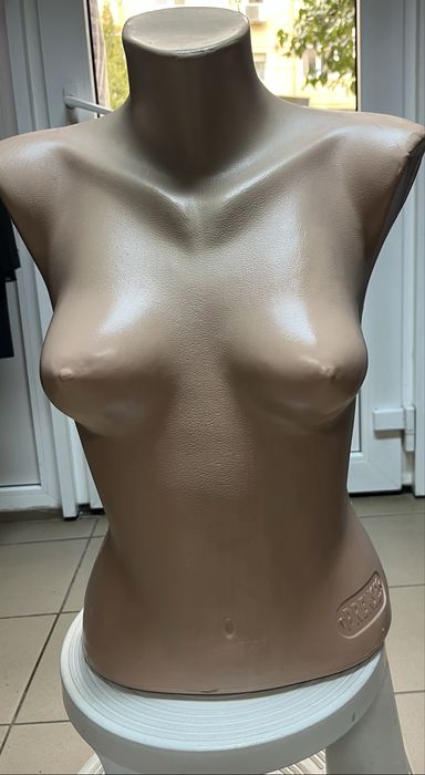 Bust manechin dama aproape nou