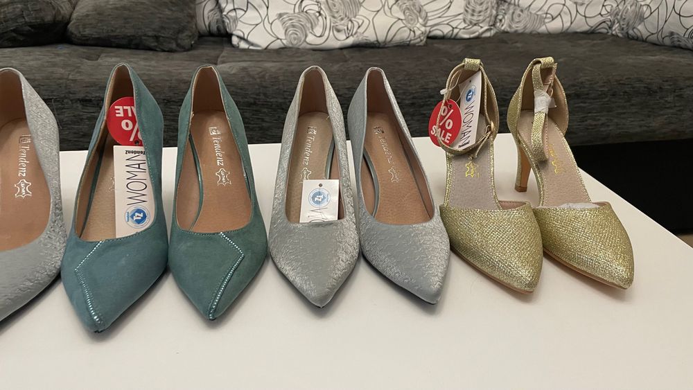 Обувки с висок ток