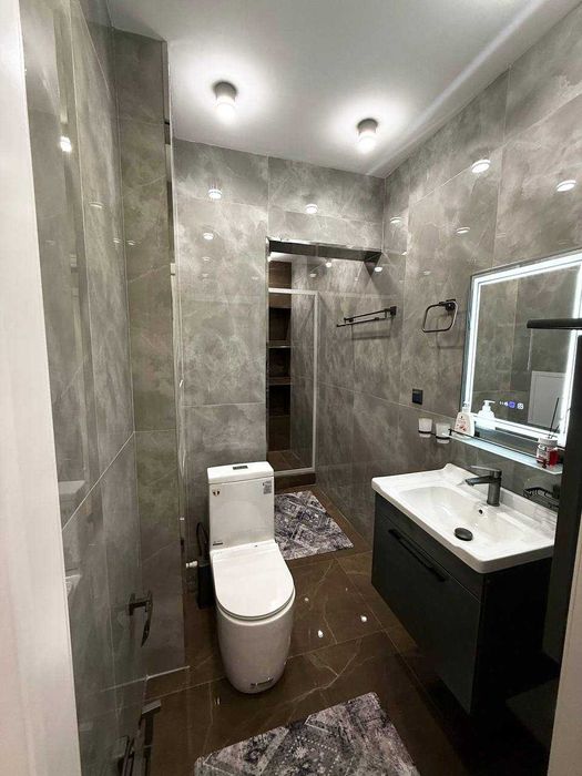 Продается квартира м.Космонавтов 3/1/4, 70м2 Кирпичный Дом 2х6 балкон