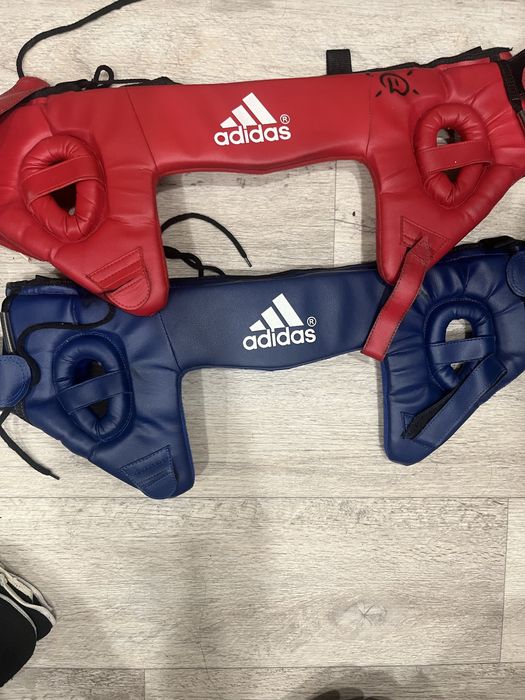 Шлем для единоборств и бокса