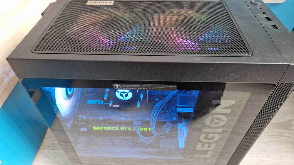 PC Lenovo Legion T5 26AMR5 - Ryzen™ 7 5800 - GeForce RTX 3060 Ti 8GB