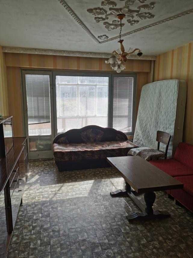 Продава се Тристаен апартамент в Бургас, Славейков - 90 кв.м за 861 €/кв.м - Снимка #10