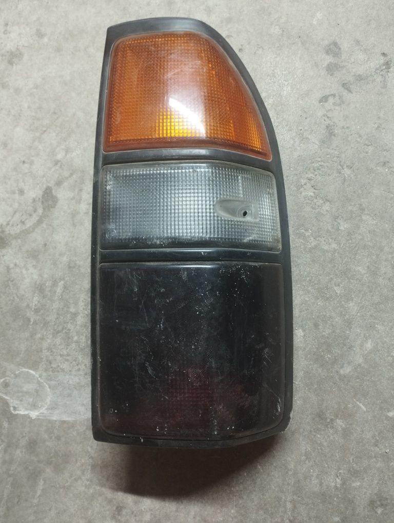 Продам задний фонарь Прадо 95